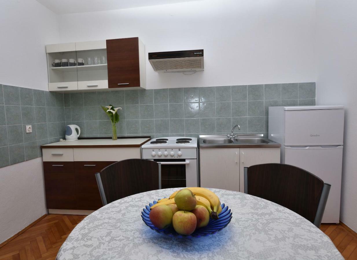 Apartments Katica 프리모스턴 외부 사진